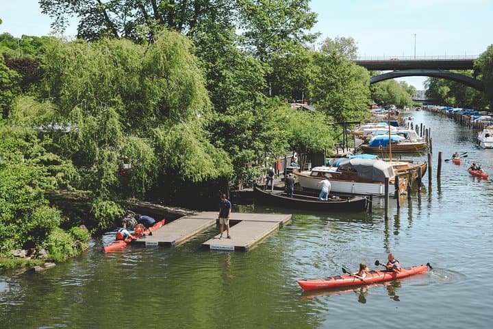 Self-Guided Kayak Adventure In Central Stockholm (One-man kayak)