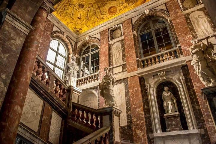 Luxury Private Stockholm & Drottningholm Castle VIP Experience
