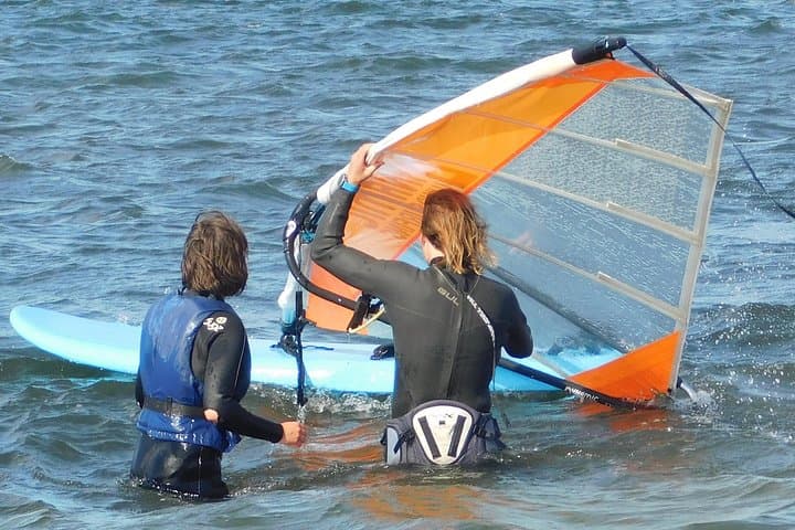 Dynamic Windsurfing Beginner class Day1