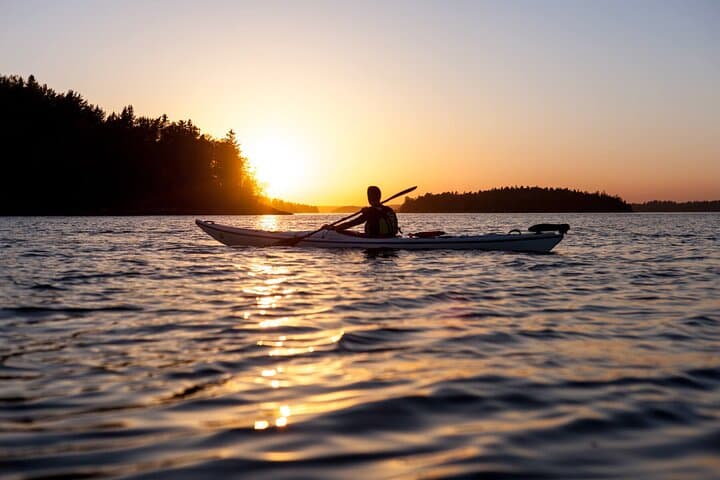 Sunset kayaking in Stockholm Archipelago