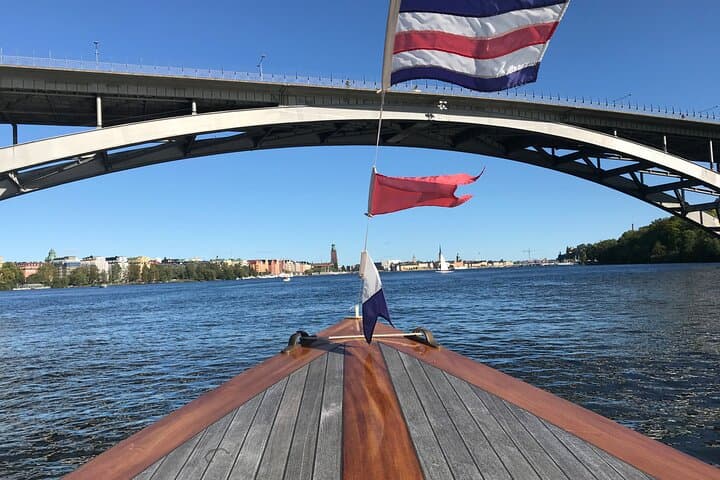 2 Hours Private Boat Charter in Stockholm
