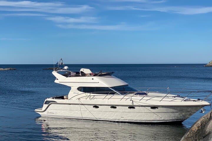Exclusive 4 Hour Private Yacht Tour of Stockholm's Archipelago