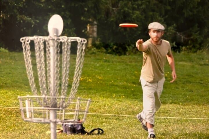 Guided Disc Golf Round with Instructions