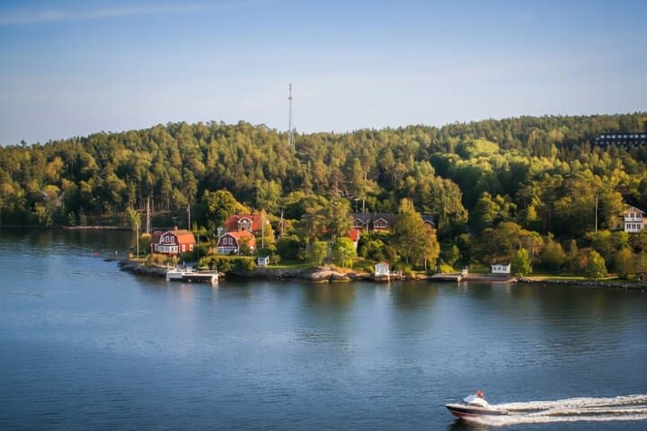 Stockholm Guided Archipelago Cruise Tour with Swedish Fika