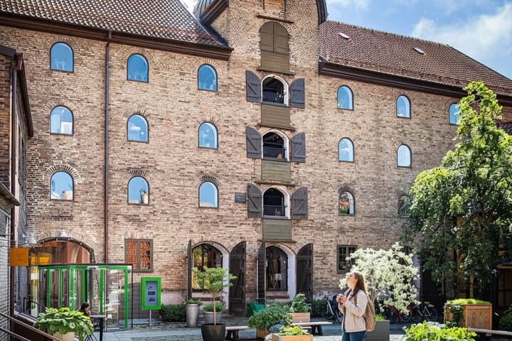 Self Guided Walking Tour of Malmö with Audio Guide