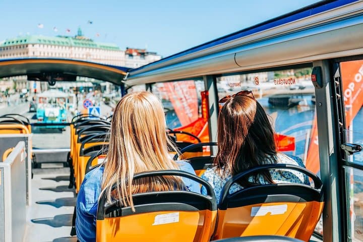Stockholm: 24H Bus Hop On-Hop Off Sightseeing Ticket