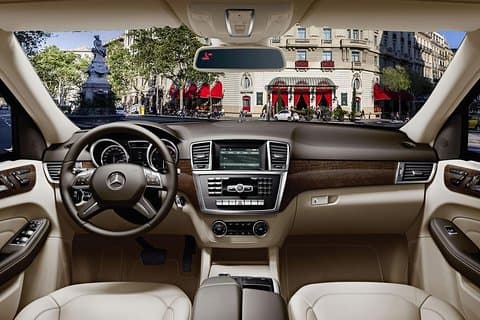 Gothenburg Private Transfer from Central Gothenburg to Gothenburg Airport