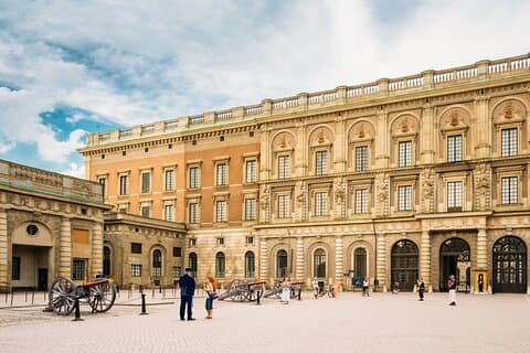 Stockholm Old Town Highlights, Royal Palace, Vasa Museum Tour