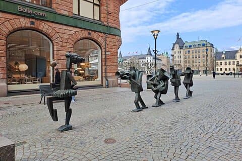 Half Day Self-Guided Audio Walking Tour in Cosmopolitan Malmö