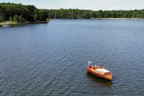 Nature Escape by Classic Wooden Boat