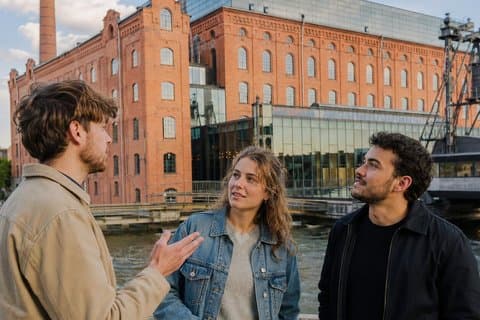 Norrköping: Self-Guided Scavenger Hunt & Walking Tour