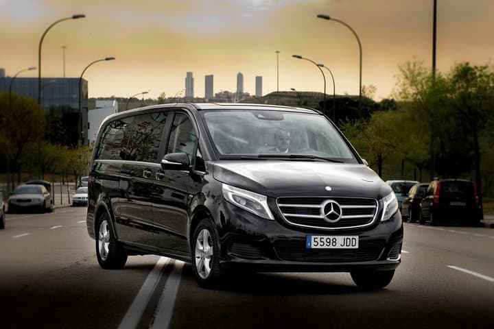 Arrival Private Transfer Stockholm Airport NYO to Stockholm City by Luxury Van