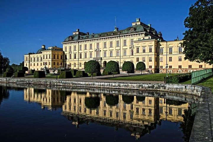 Stockholm Grandeur & Drottningholm Palace Private Tour