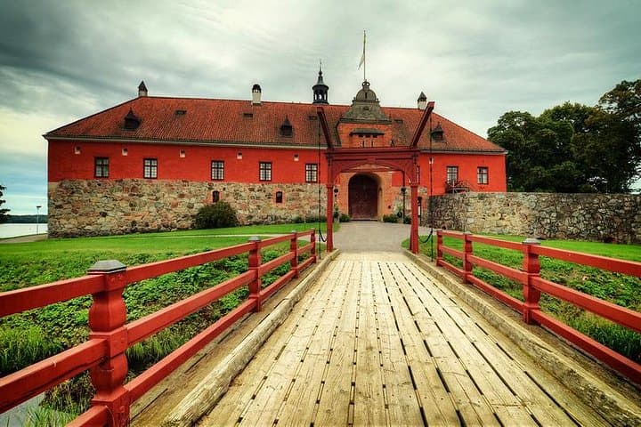 Monarchs Legacy: Gripsholm Castle Citadel & Drottningholm Palace*