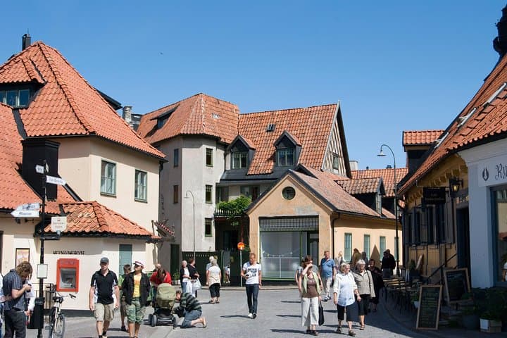 Visby Private Transfer from Visby (VBY) Airport to City centre