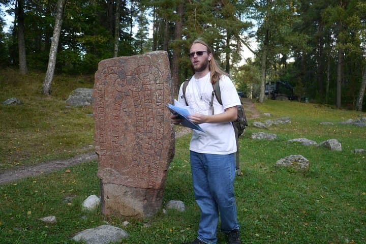 guide at arkils assembly place