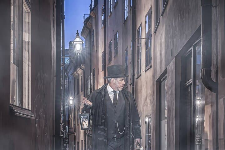 The Original Stockholm Ghost Walk and Historical Tour - Riddarholmen