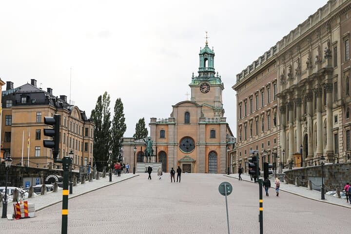 Private Walking Tour in Stockholm New Town Landmarks
