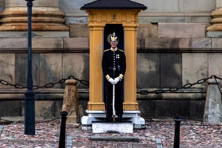 The Old Town & Vasa Museum Private Walking Tour (3 Hours)
