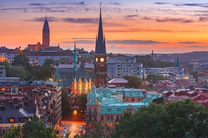 Gothenburg : Private Walking Tour with A Guide (Private tour)
