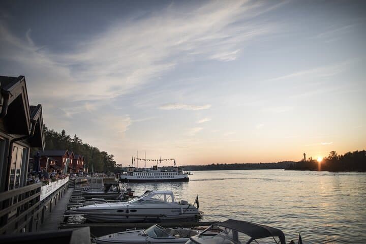 Private Yacht Cruise with Lunch or Dinner in Stockholm Archipelago