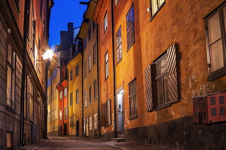 Private Ghost Stories Walking Tour in Stockholm Old Town