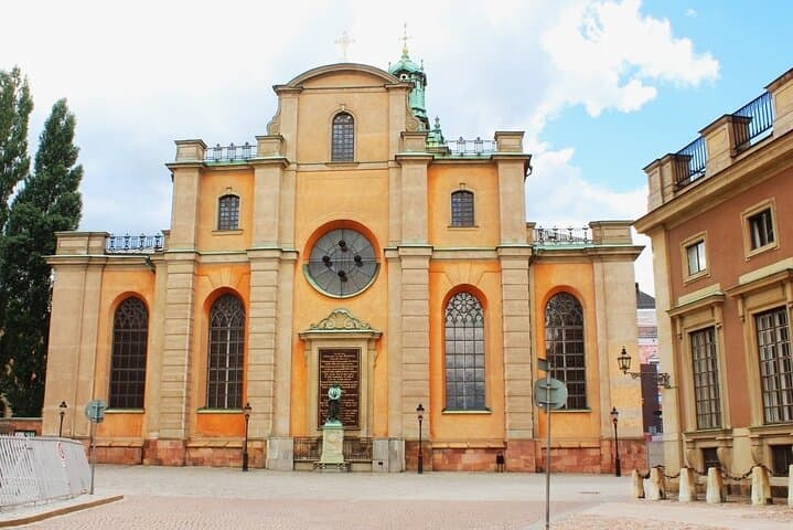 Stockholm Self-Guided City Walking Tour & Scavenger Hunt