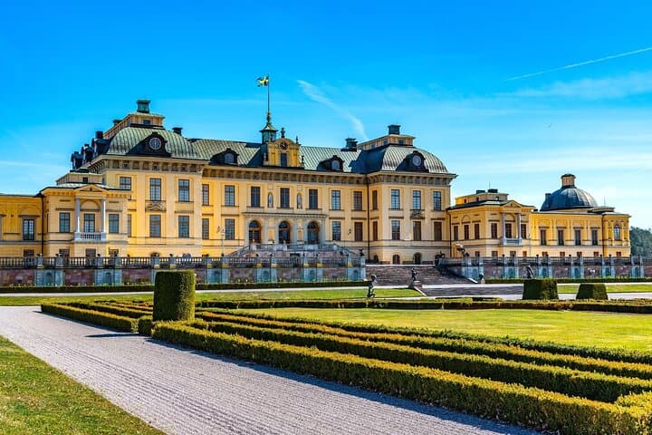 Monarchs Legacy: Gripsholm Castle Citadel & Drottningholm Palace*