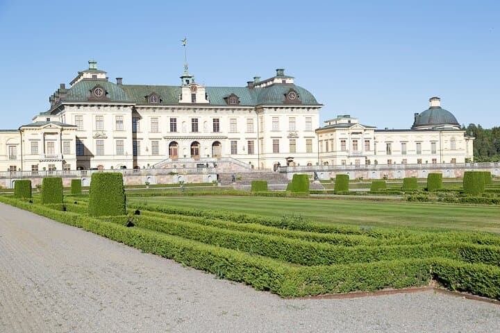 Skip-the-line Drottningholm Palace Stockholm Tour by Ferry