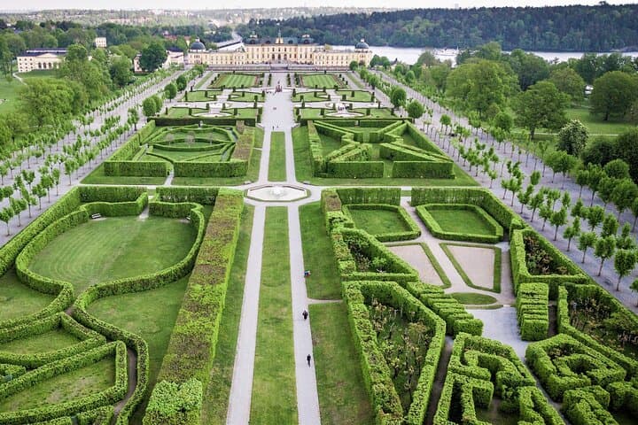 EXCLUSIVE Drottningholm Palace & Chinese Pavilion PRIVATE SERVICE