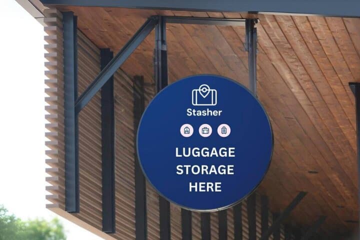 Stockholm: Luggage Storage in Tingsrätten