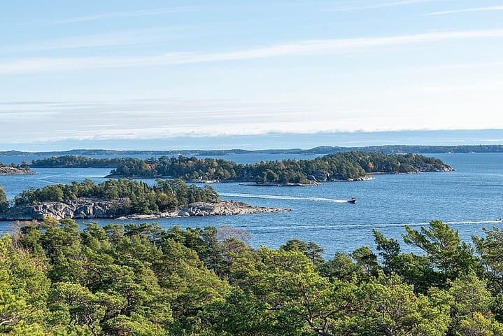 Stockholm: Archipelago Cruise Guided Tour