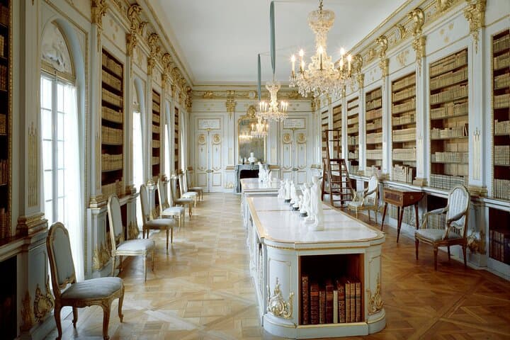 Drottningholm Castle Trip Across the Lake