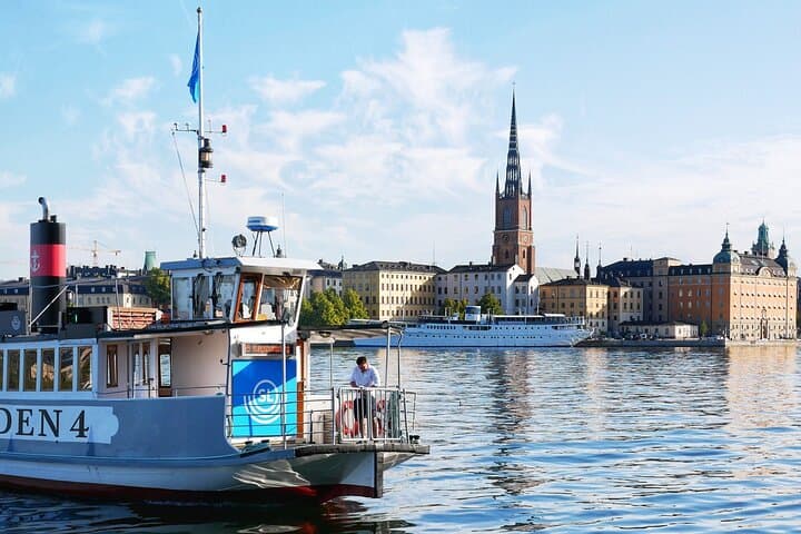 Stockholm Must See - Old Town, boat + Vasa Museum 3h small group