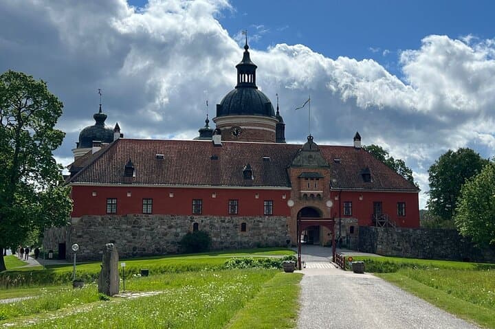 Royal Palaces of Sweden: Private Drottningholm & Gripsholm