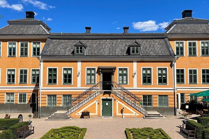 6 Islands History Walking Tour in Karlskrona