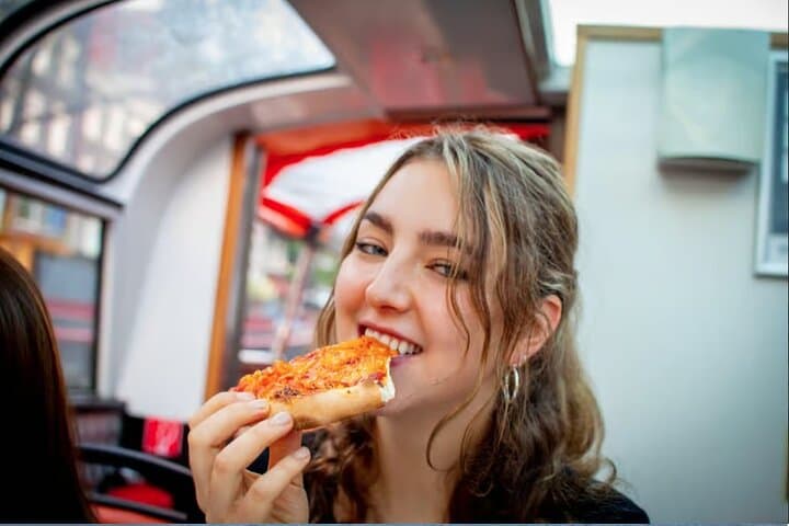 Stockholm Pizza Cruise - Explore Stockholm's Waterways