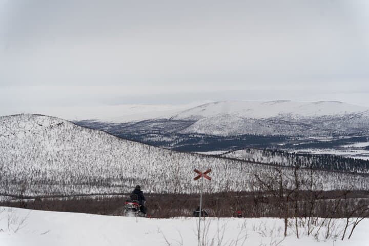 Snowmobile Tour in Kiruna