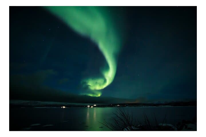 Kiruna: Aurora Chase with Street Food Dinner & Nature Guides