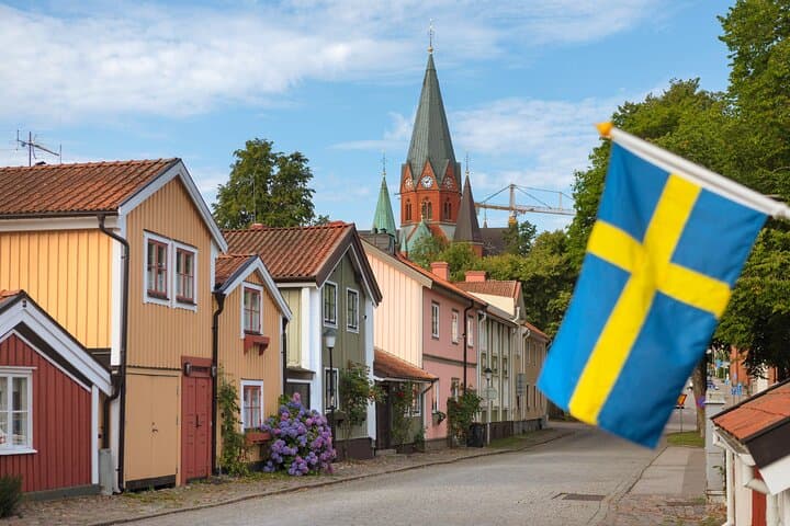 Private Family Walking Tour in Sigtuna with History Museum