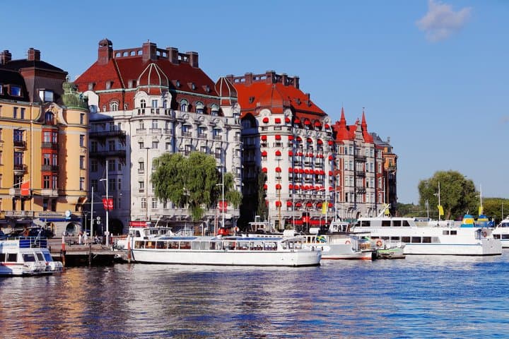 Stockholm Highlights VIP tour by private coach/bus and guide