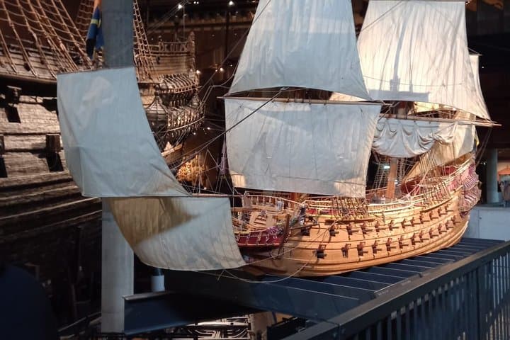 Stockholm Private Guided Tour by Car and Vasa Museum