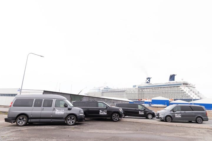 Capital Comfort: Private & Lux Stockholm Transfer Airport & Port