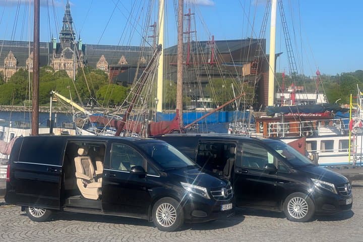 Premium City Tour Stockholm Private Guide by Luxury Car