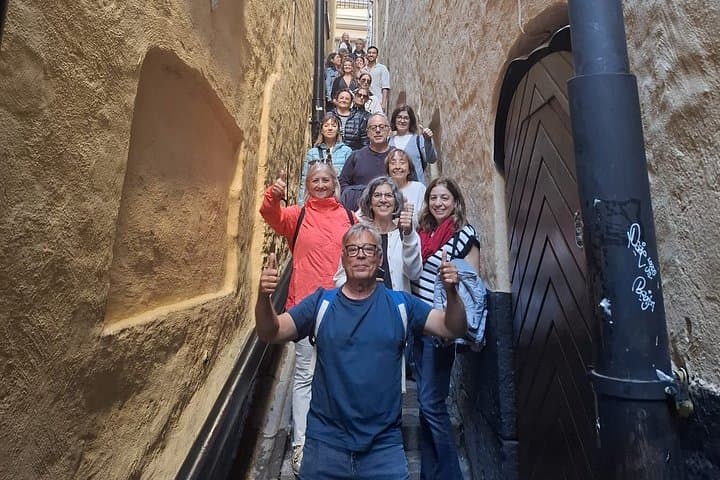 Walking tour Gamla Stan Discover the heart of Stockholm with us