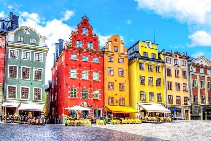 Stockholm: Royal Palace & Gamla Stan Tour, Canal Cruise