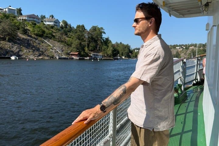 Stockholm: 2h Old Town Walking Tour + 2.5h Archipelago Cruise