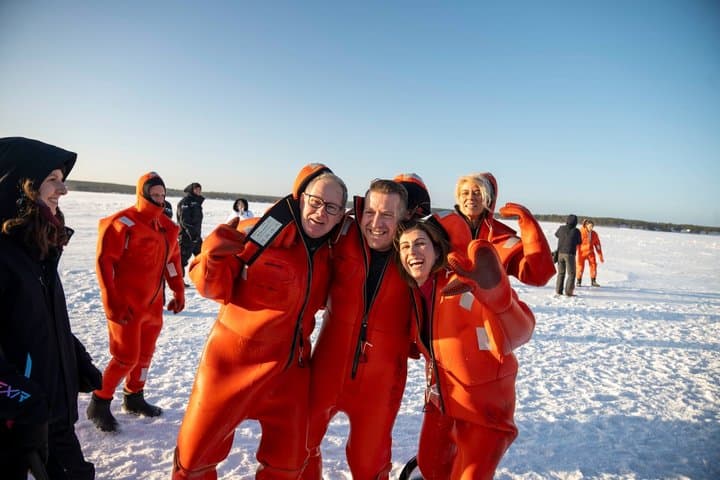 Arctic Explorer Icebreaker Cruise with Ice Floating