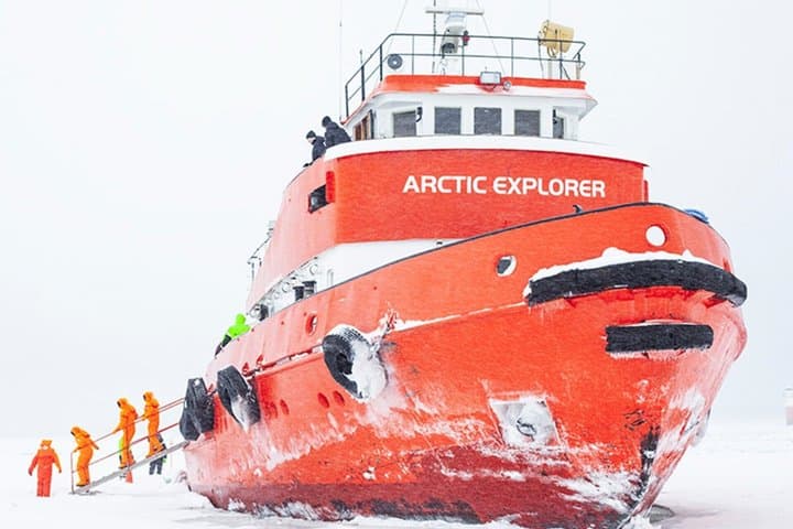Arctic Explorer Icebreaker Cruise with Ice Floating