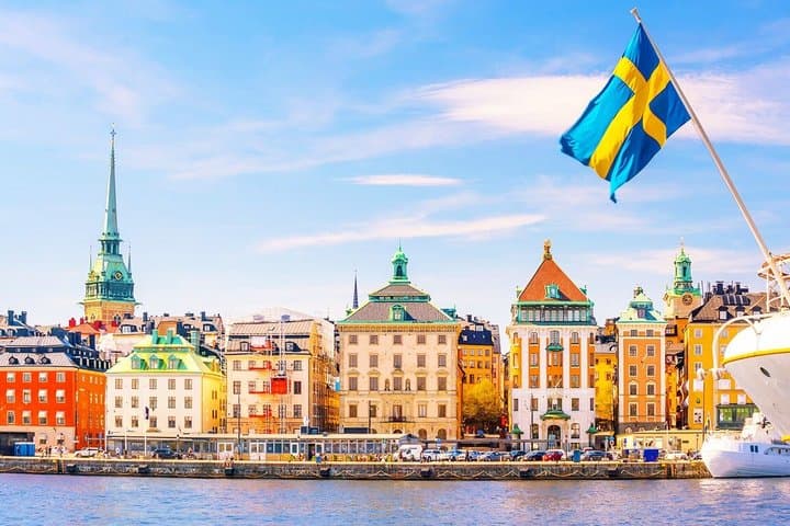 Stockholm Royal Palace Entry and Gamla Stan Guided Tour